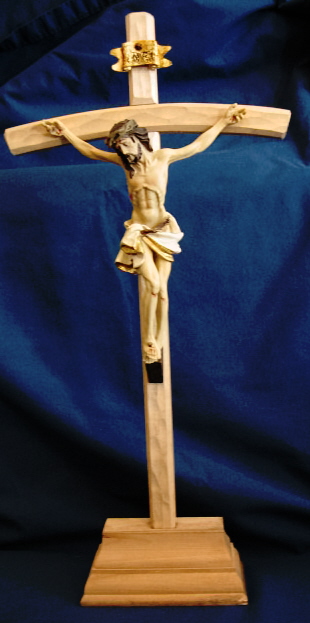 10 inch Oberammergau Crucifix with Base 4507510
