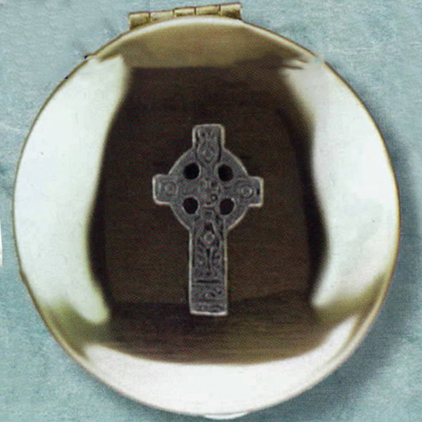 Pyx Polished Brass Celtic Cross 15 Host Capacity-87010
